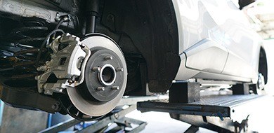 CAR BRAKE REPAIR & BRAKE PAD REPLACEMENT Watford and Hertfordshire- close up of brake disc